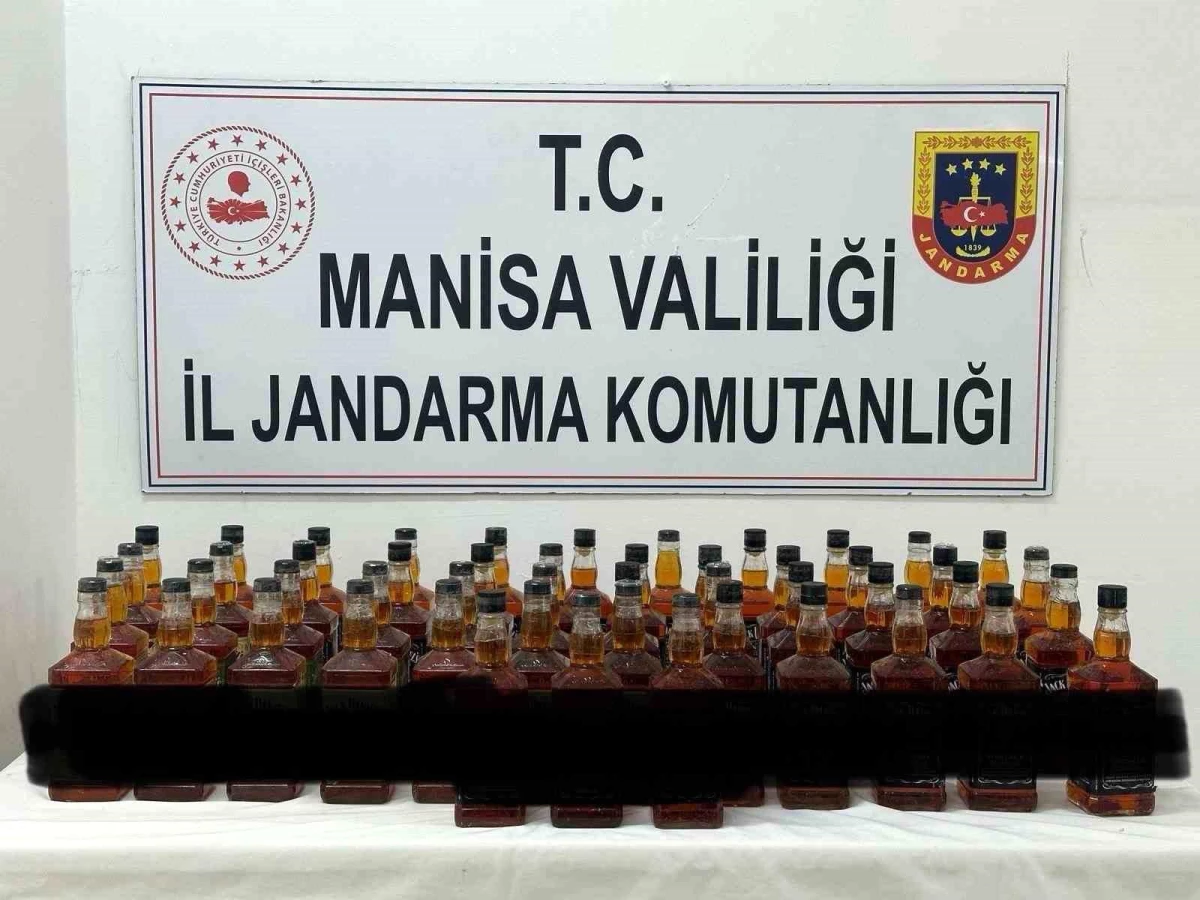 Manisa\'da Kaçak Viski Operasyonu: 50 Litrelik Kaçak Viski Ele Geçirildi