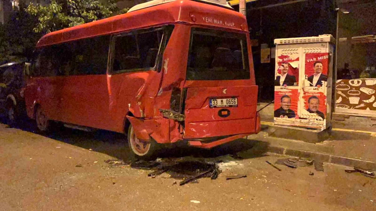 Mersin\'de zincirlime trafik kazasında 2 kişi yaralandı