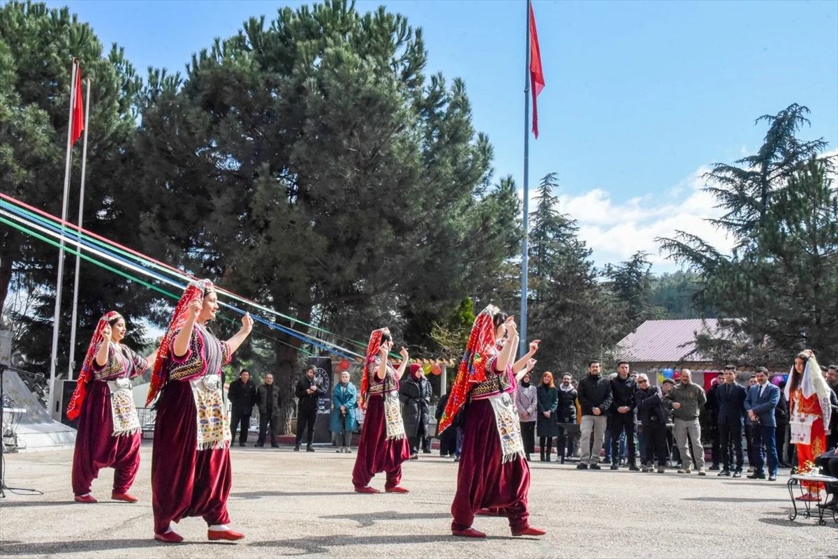 Nevruz Bayramı Bilecik Mesleki ve Teknik Anadolu Lisesi\'nde kutlandı
