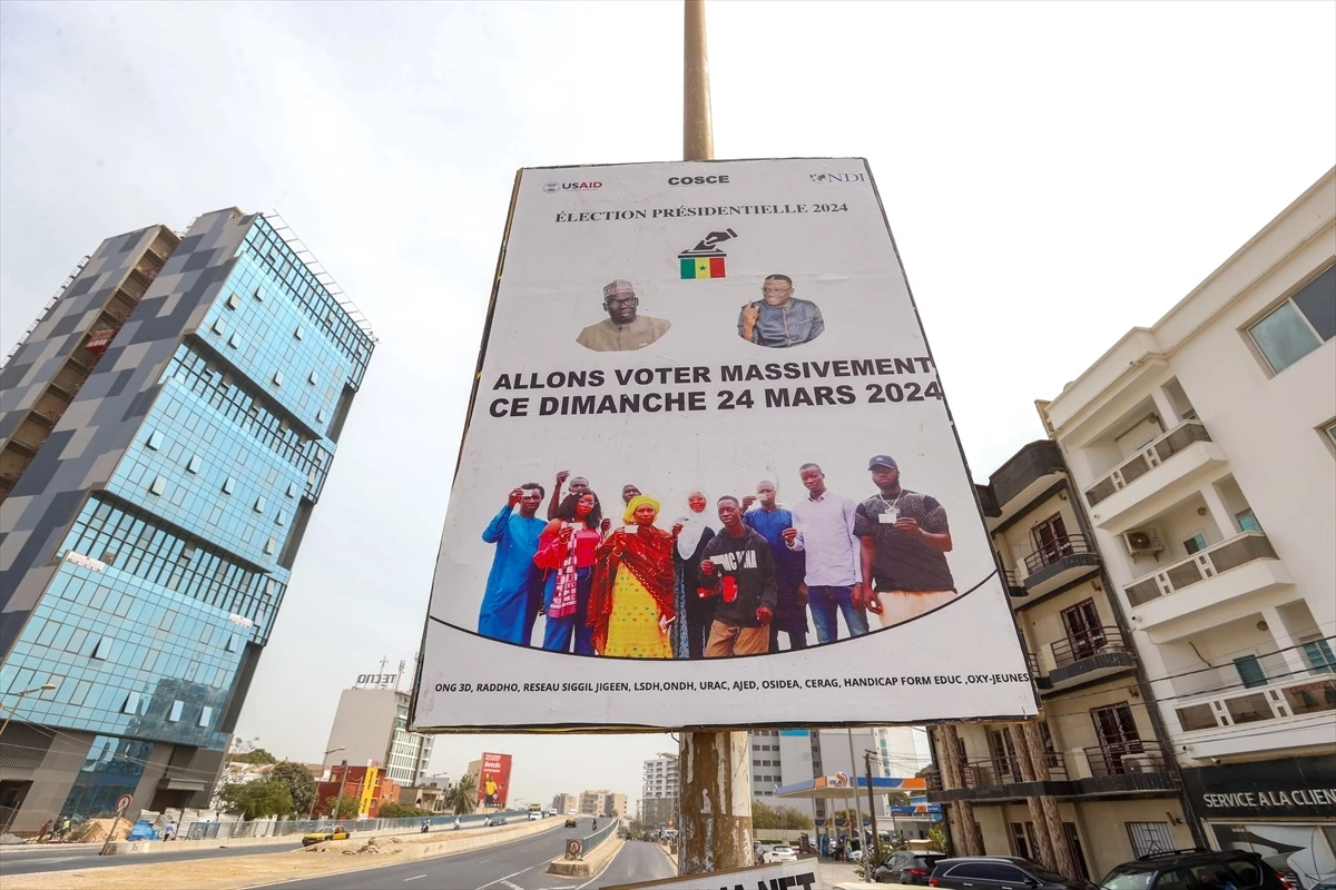 Senegal, 24 Mart\'ta yeni cumhurbaşkanını seçmek için sandık başına gidiyor