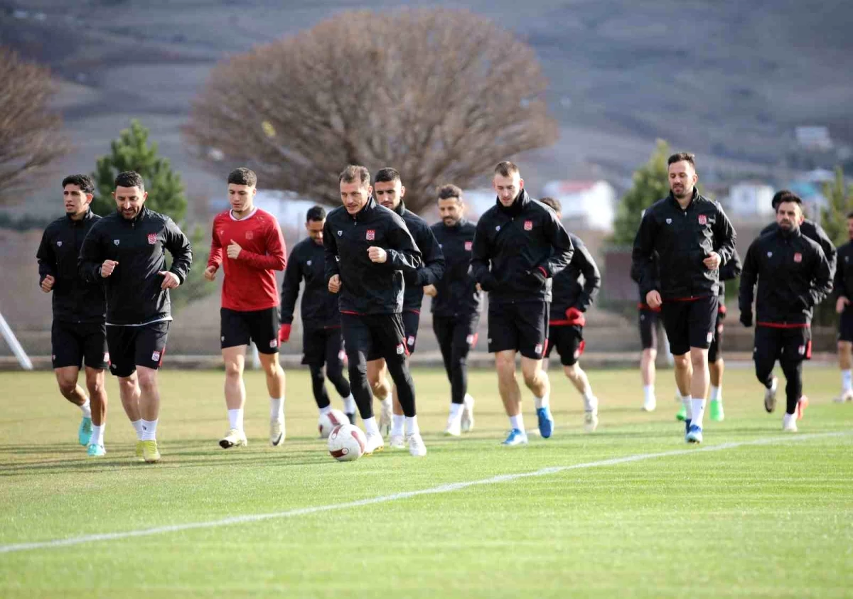 Sivasspor, Fatih Karagümrük maçı için antrenman yaptı
