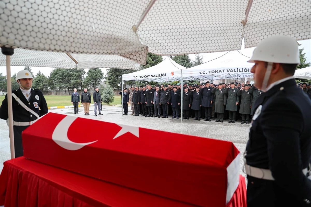 Tokat\'ta Kalp Krizi Geçiren Polis Memuru Yaşamını Yitirdi