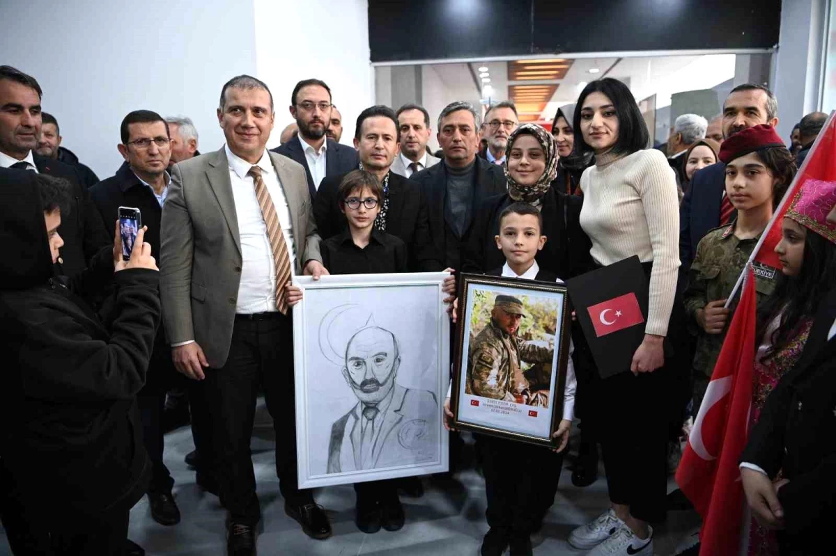 Tuzla Belediyesi, Şehit Ahmet Köroğlu adına kütüphane açtı