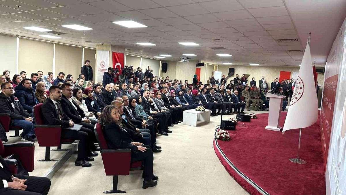 Şehit yakını, gazi ve gazi yakınlarına 591 kişilik atama yapıldı
