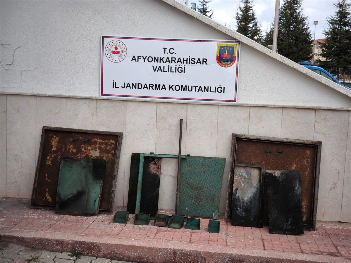 Afyonkarahisar\'da Sulama Kapakları Çalan 2 Şüpheli Gözaltına Alındı