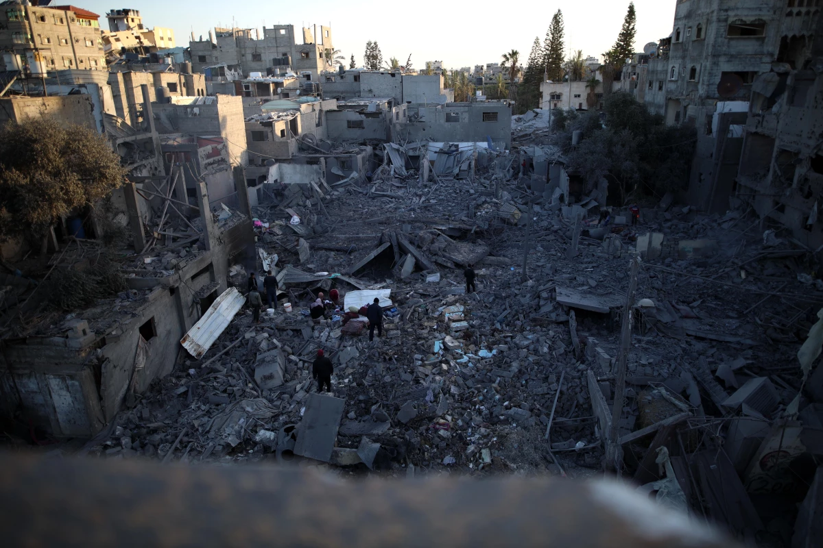 Gazze\'deki İsrail saldırılarında ölen Filistinlilerin sayısı 31.988\'e yükseldi