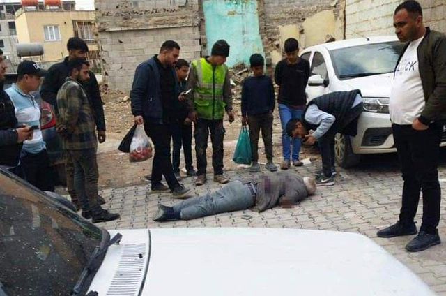 Şanlıurfa'da Otomobil İçin Babasını Bıçaklayarak Öldüren Şahıs Yakalandı Şanlıurfa'da Otomobil İçin Babasını Bıçaklayarak Öldüren Şahıs Yakalandı