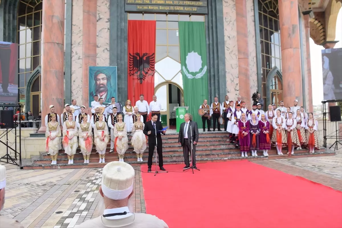 Arnavutluk\'ta Nevruz Bayramı çeşitli etkinliklerle kutlandı