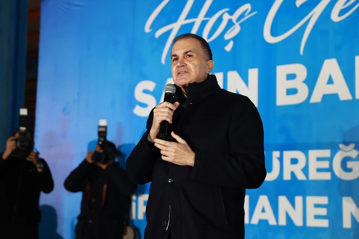 İçişleri Bakanı ve AK Parti Sözcüsü Adana\'da Vatandaşlarla İftarda Buluştu