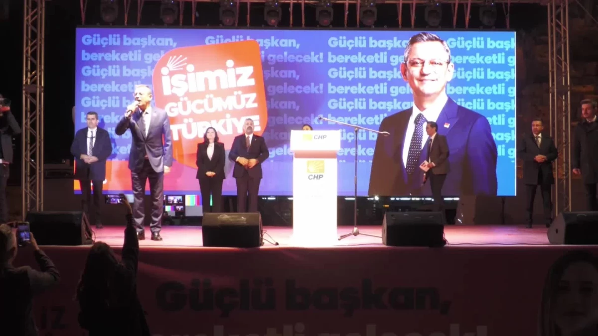 CHP Lideri Özel: "Oy Alırlarsa Kemerleri Sıktıracak"