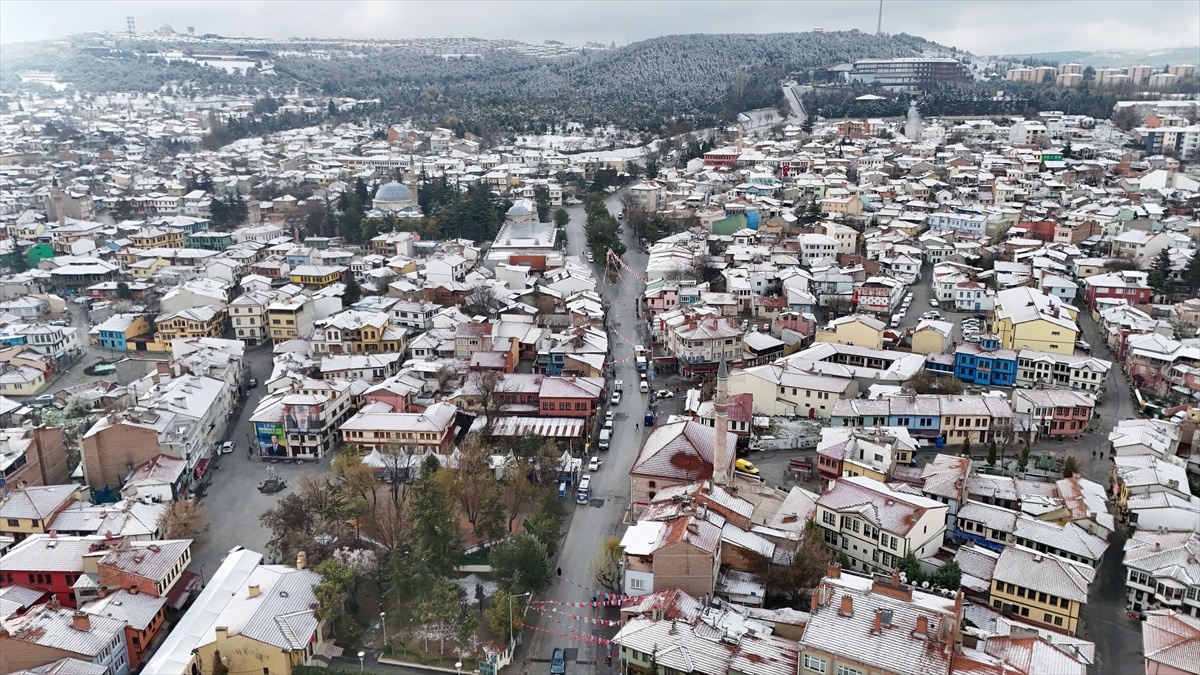 Eskişehir\'de Sabah Kar Yağışı