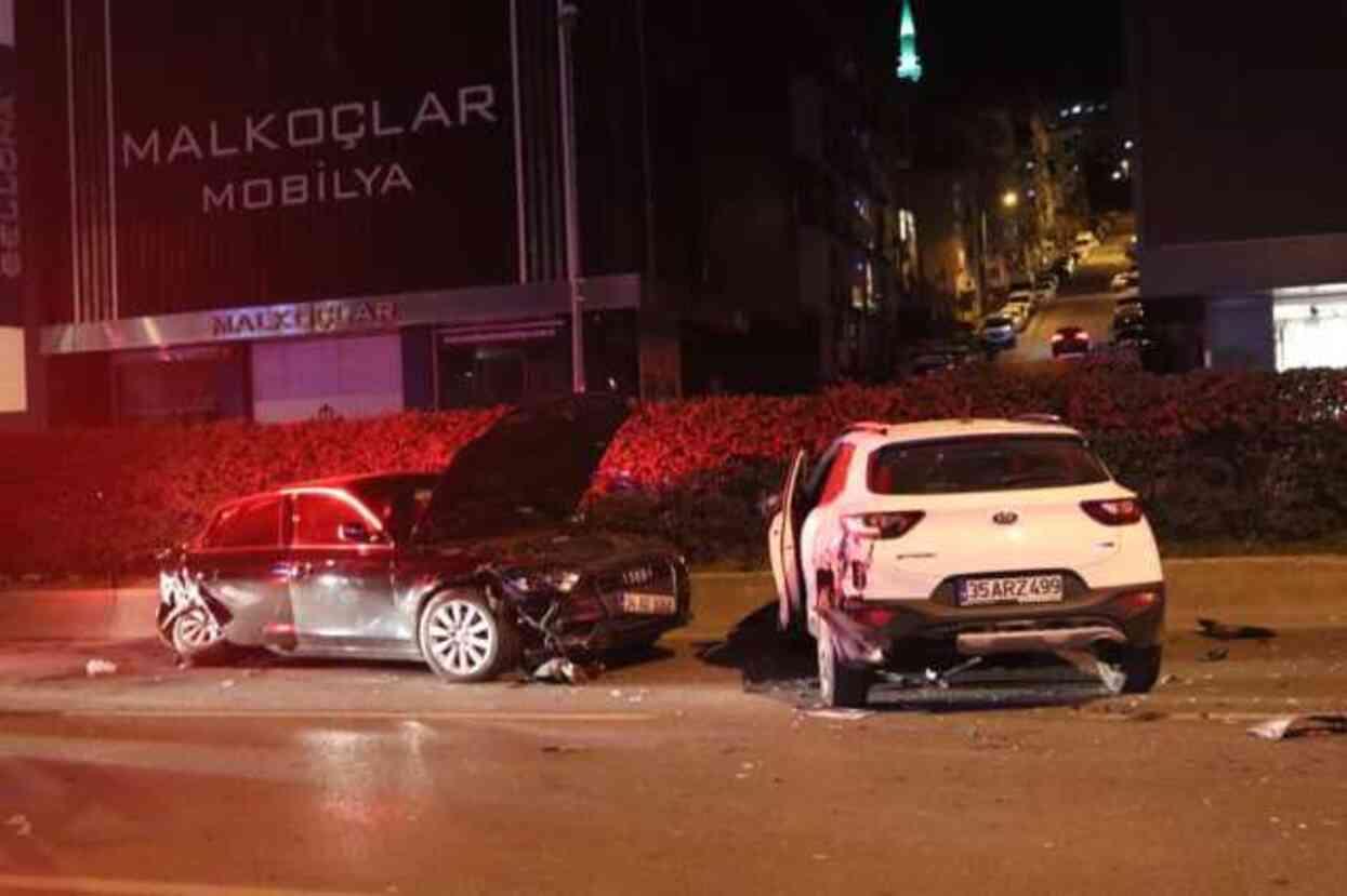 İzmir'deki feci kazada ortalık savaş alanına döndü: 2 ölü, 7 yaralı