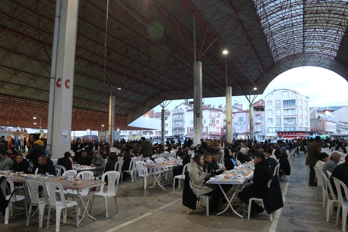 Milli Eğitim Bakanı Yusuf Tekin, Burdur\'da iftar programında konuştu