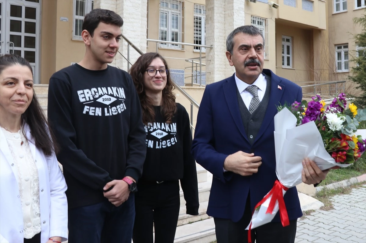 Milli Eğitim Bakanı Yusuf Tekin, Burdur Valiliğini ziyaret etti