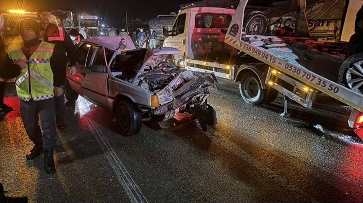 Nevşehir\'de 14 aracın karıştığı zincirleme trafik kazası: 3\'ü ağır 7 yaralı