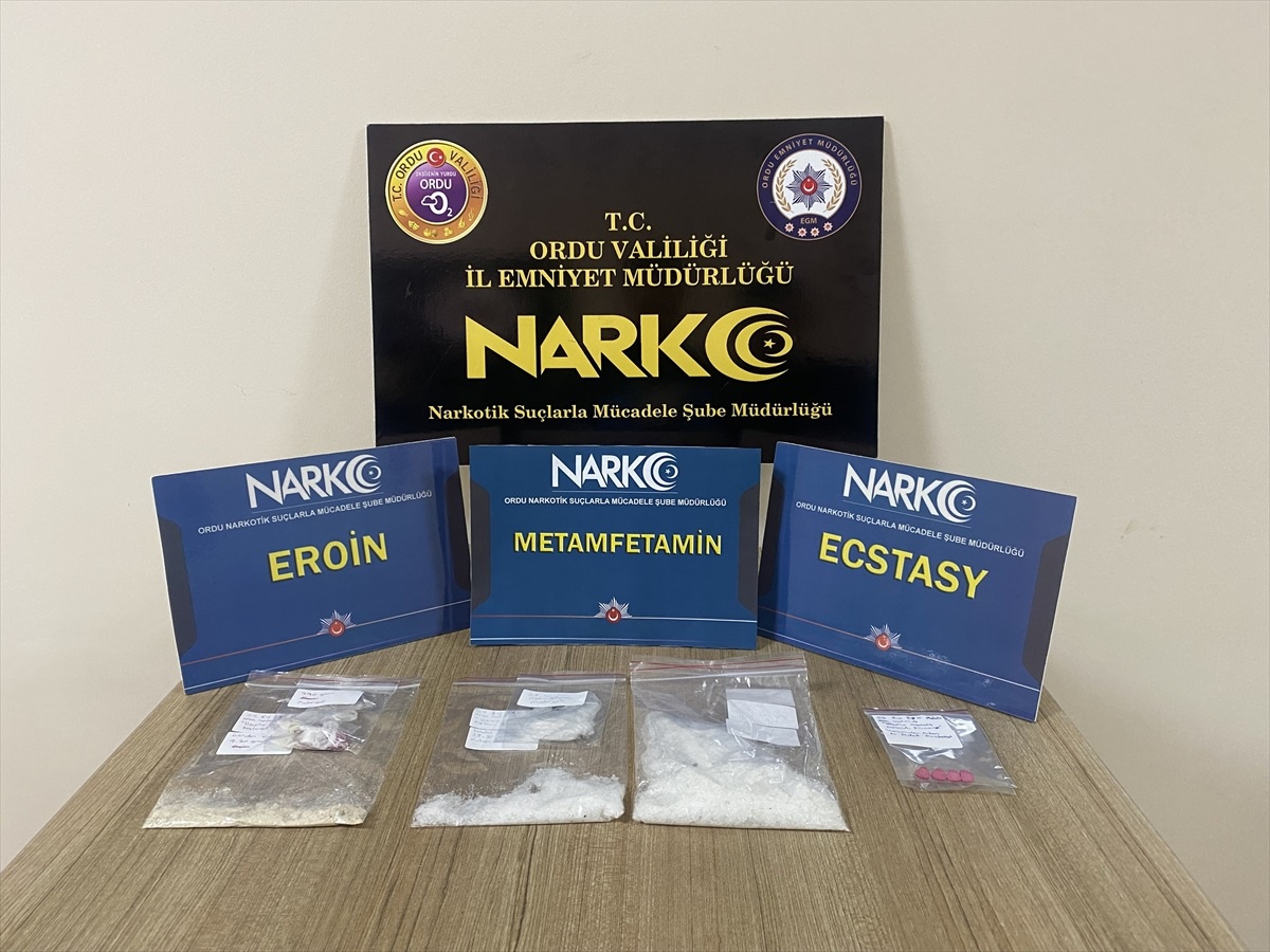 Ordu\'da Uyuşturucu Kaçakçılığı Yapan 5 Şüpheliden 3\'ü Tutuklandı