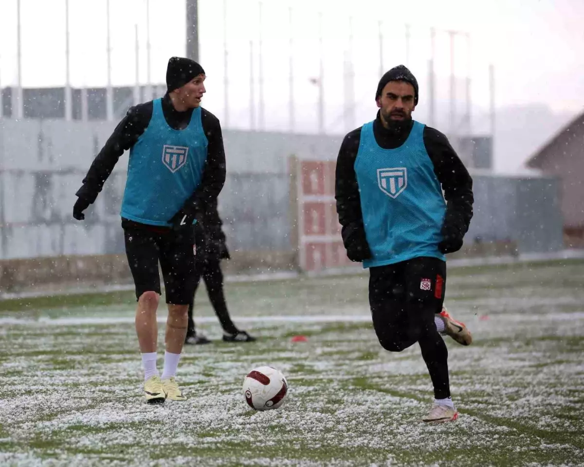 Sivasspor, Fatih Karagümrük maçı için antrenman yaptı