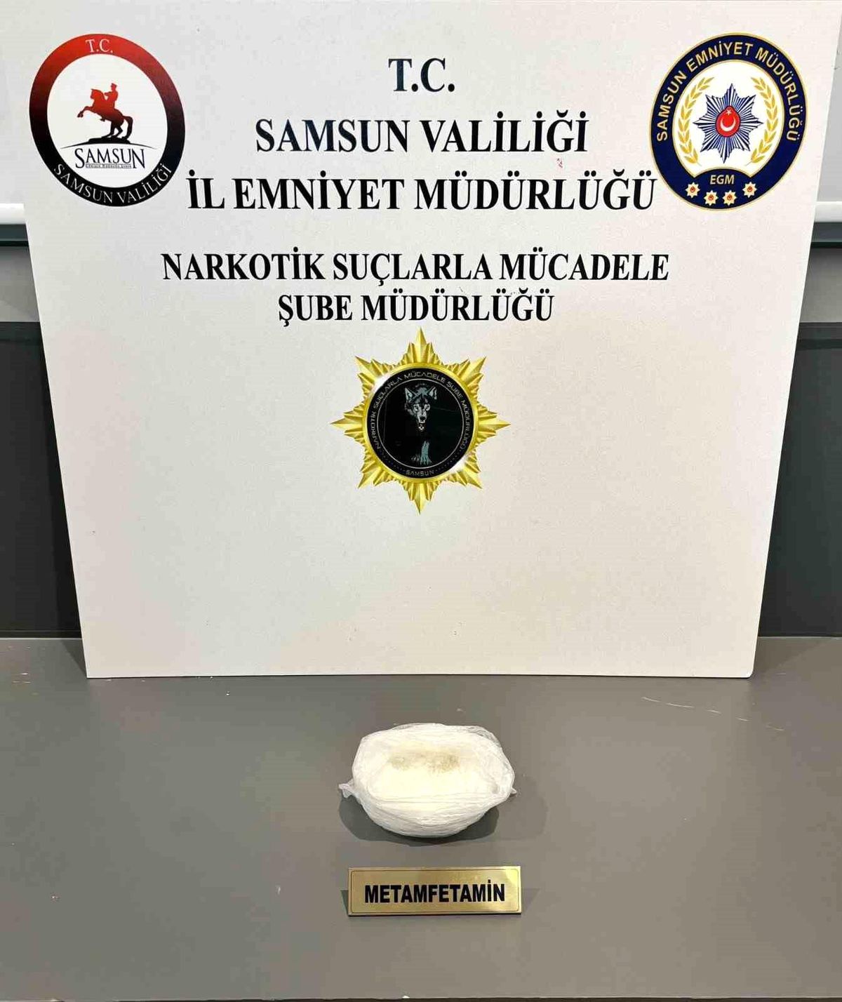 Samsun\'da Şüpheli Araçta Metamfetamin Ele Geçirildi