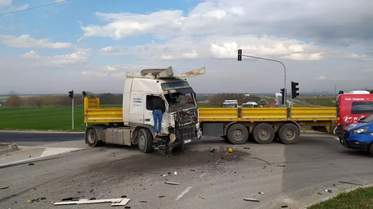 Tekirdağ\'da 5 kişinin öldüğü kazada sürücüler tutuklandı