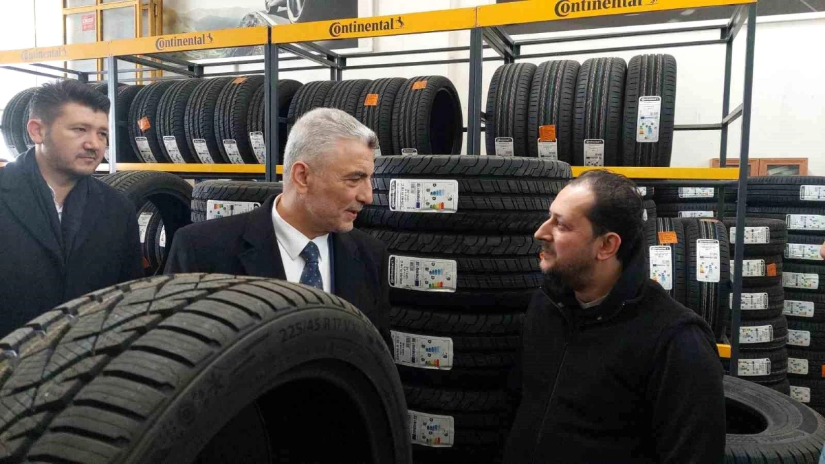 Ticaret Bakanı Ömer Bolat, Tekirdağ\'da esnafla görüştü