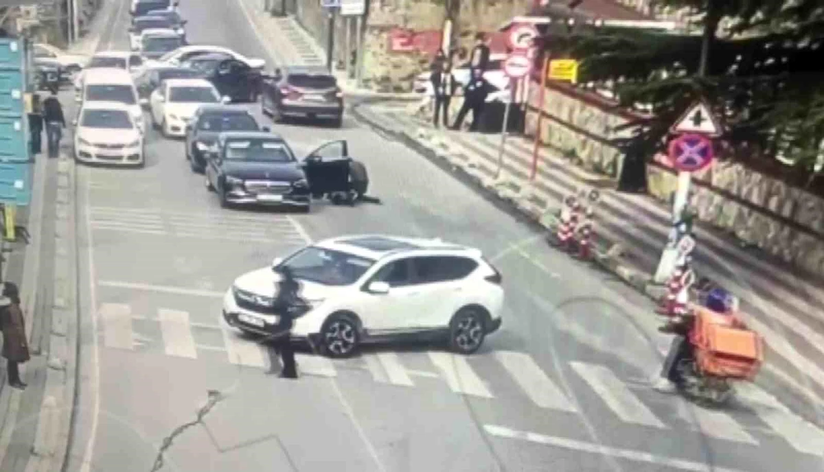 Üsküdar\'da iş adamının otomobili çalındı, hırsızlık şüphelisi yakalandı