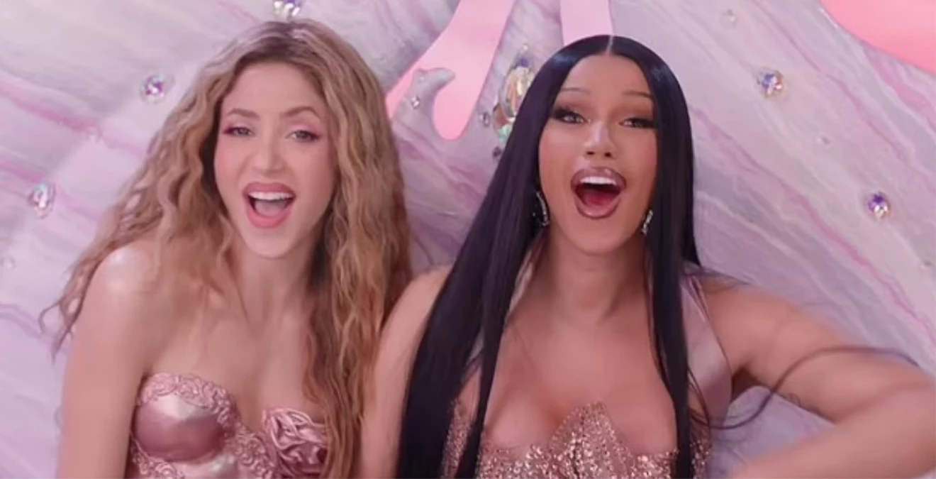 Shakira ve Cardi B Cesur Kıyafetleriyle Müzik Videosunda Yer Aldı