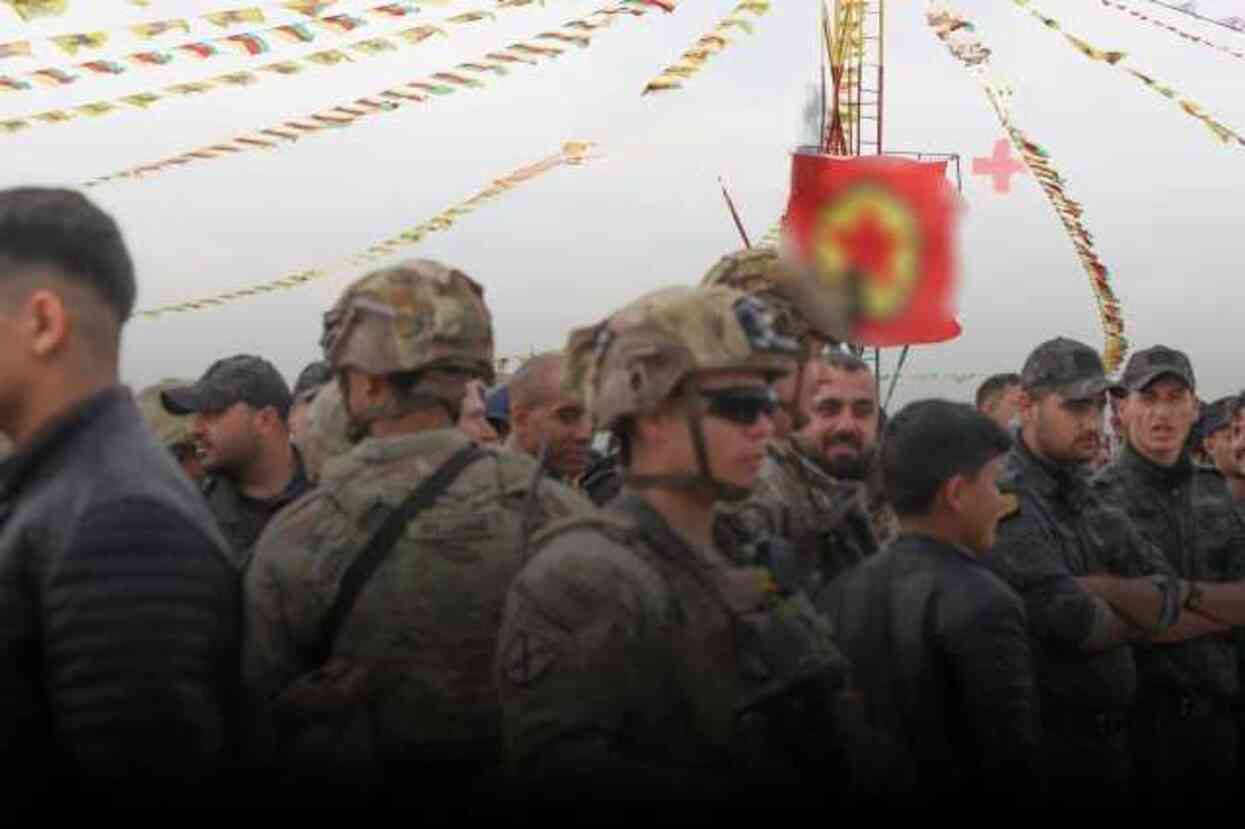 ABD askerleri Suriye'deki nevruz etkinliklerine katıldı ABD askerleri Suriye'deki nevruz etkinliklerine katıldı