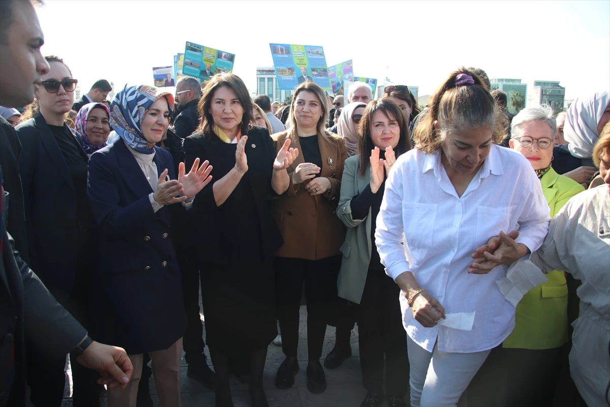 Aile ve Sosyal Hizmetler Bakanı: Kadınların güçlenmesi Türkiye için önemlidir