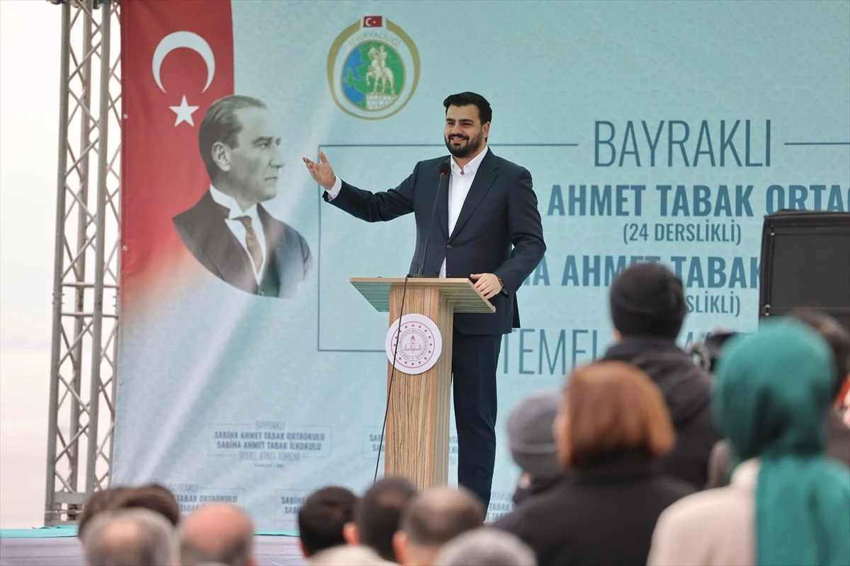 AK Parti İzmir Milletvekili Eyyüp Kadir İnan: İzmirliler büyük bir demokrasi dersi verecek
