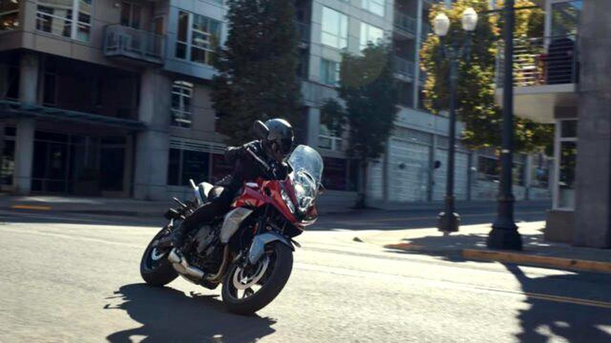 Türkiye\'de Motosiklet Satışları Arttı, Otomobil Geriledi