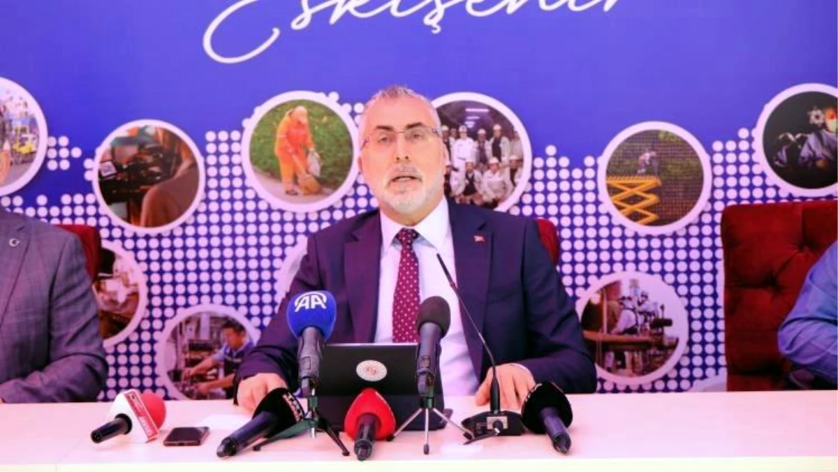 Çalışma ve Sosyal Güvenlik Bakanı: Eskişehir Şehircilik ve Belediyecilikte Geride Kalmış Durumda