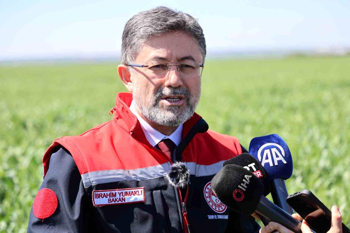 Tarım ve Orman Bakanı Yumaklı: İklim değişikliği tarımsal mücadeleyi artırıyor