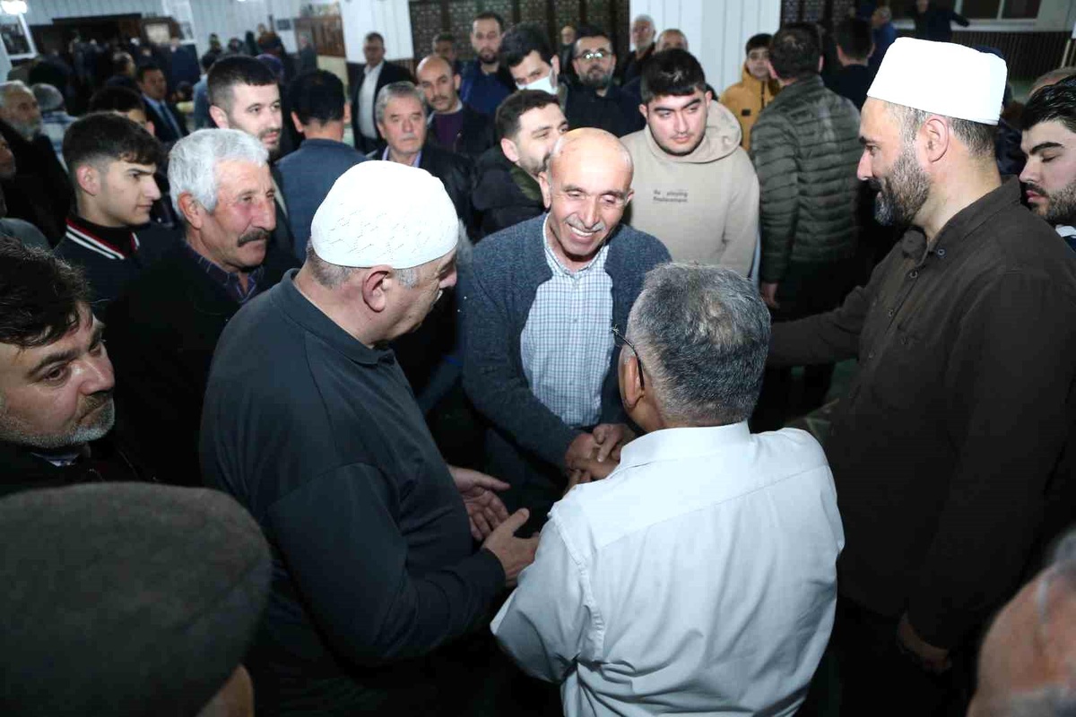 Kayseri Büyükşehir Belediye Başkanı Ramazan Ayında Vatandaşlarla Buluştu