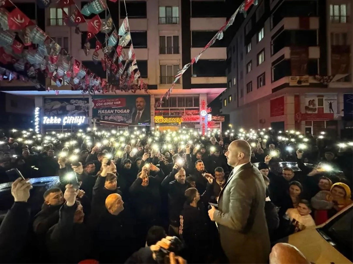 Tekkeköy Belediye Başkanı ve YRP Başkan Adayı Hasan Togar: Türkiye\'nin okuyacağı bir sevda hikayesi yazıyorsunuz