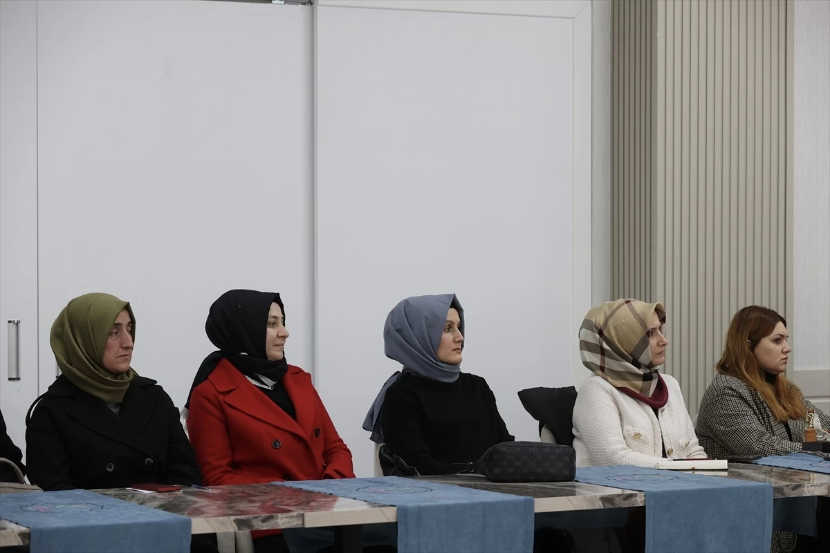 Diyanet İşleri Başkanı Ali Erbaş, Öğretmen Akademileri projesi kapsamında ders verdi
