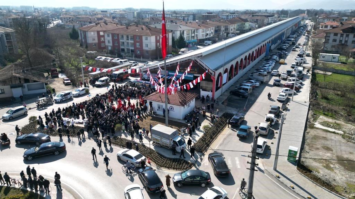 Düzce Belediyesi Son Bir Ayda 5 Yatırımı Açtı
