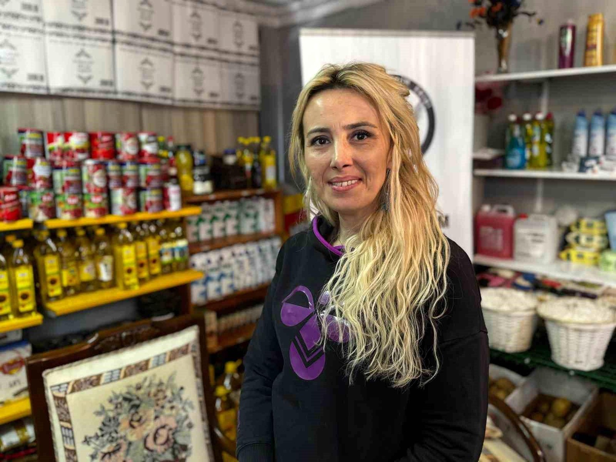 Darıca\'da Yardımsever Kadınlar Tarafından Kurulan Sosyal Market, İhtiyaç Sahiplerine Destek Oluyor