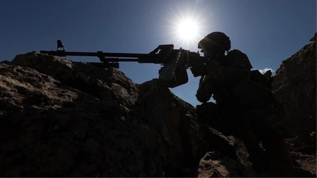 Irak\'ın kuzeyindeki Metina bölgesinde 12 PKK\'lı terörist etkisiz hale getirildi