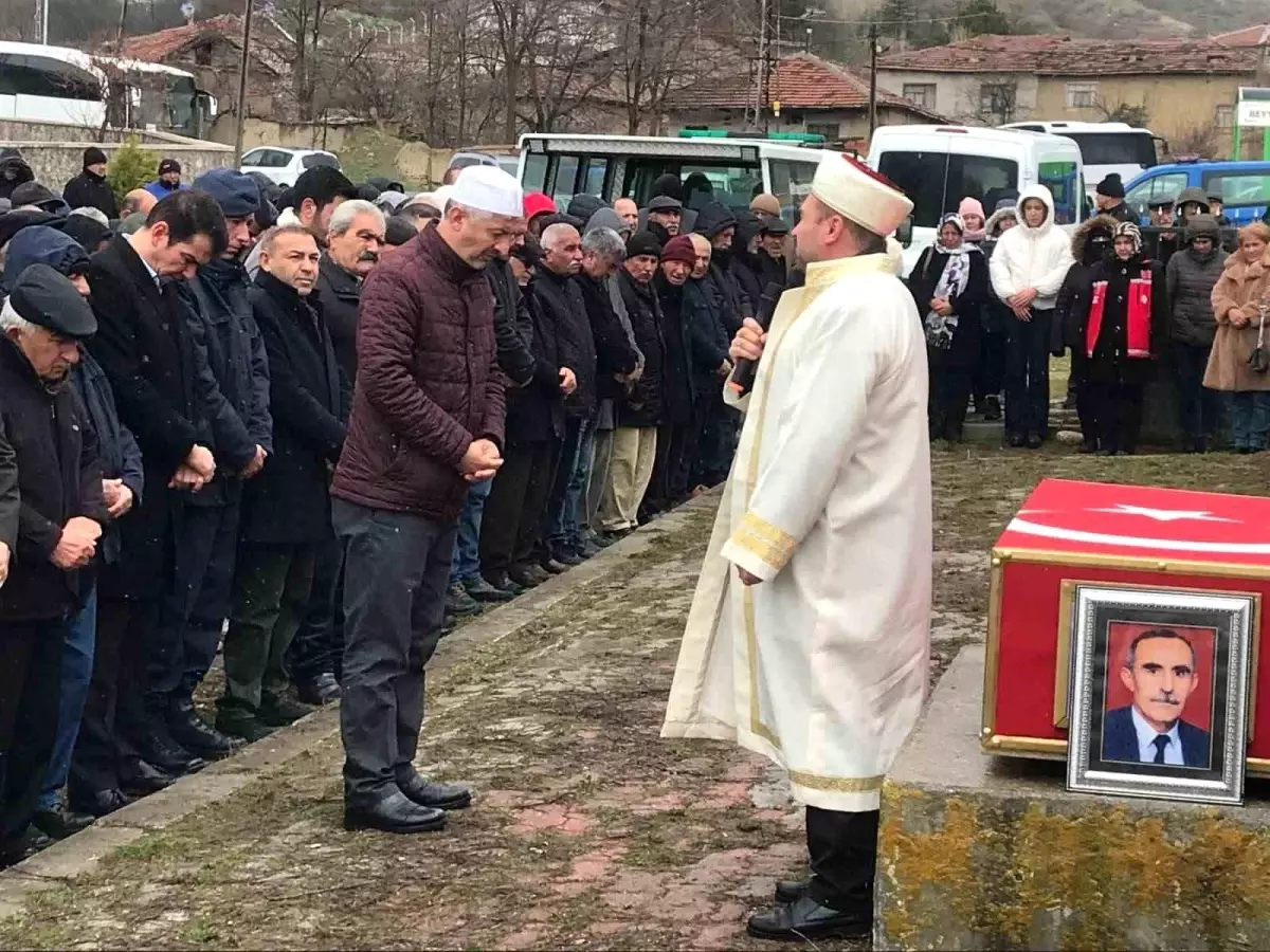 Çorum\'un Sungurlu ilçesinde Kıbrıs Gazisi toprağa verildi