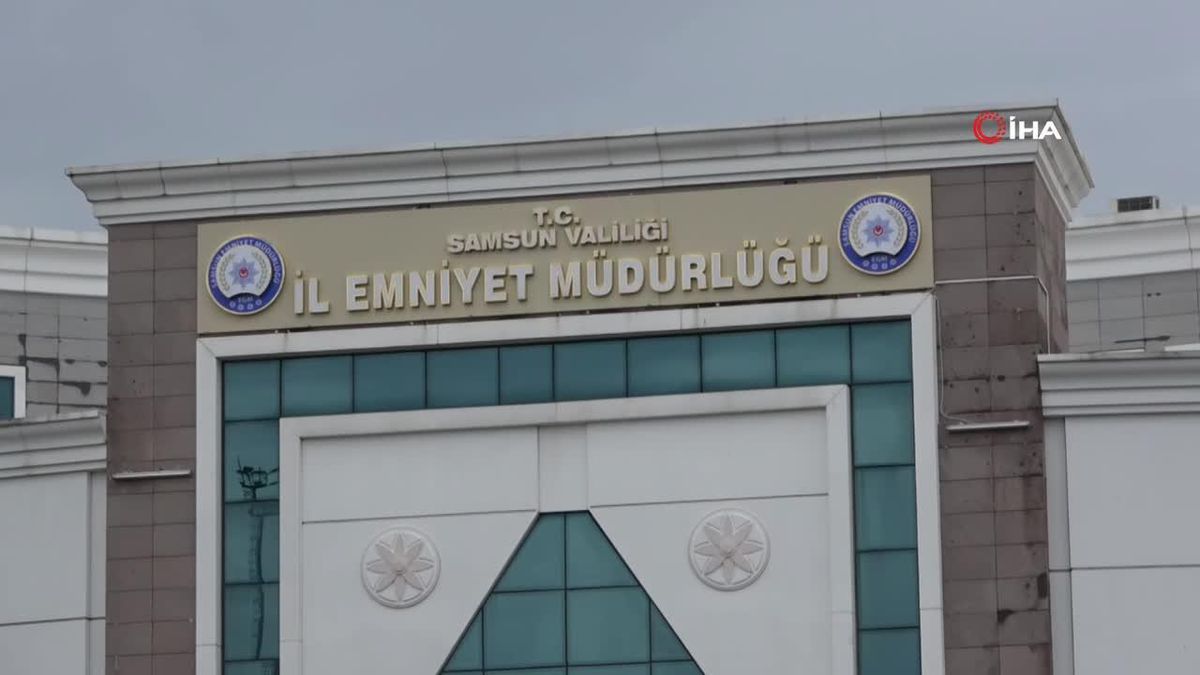 Kitap arasına gizlenmiş 46 adet 200\'lük sahte banknot ele geçirildi