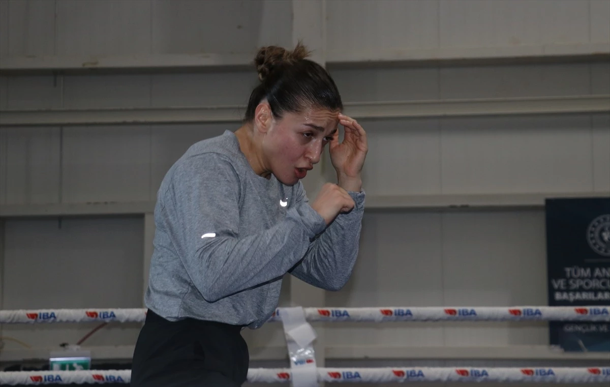 Milli boksör Buse Naz Çakıroğlu, Avrupa Şampiyonası\'na katılacak