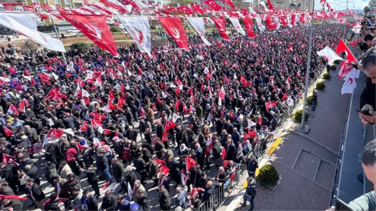 Yeniden Refah Partisi\'nin seçime 1 hafta kala Şanlıurfa\'da düzenlediği mitinge dev katılım