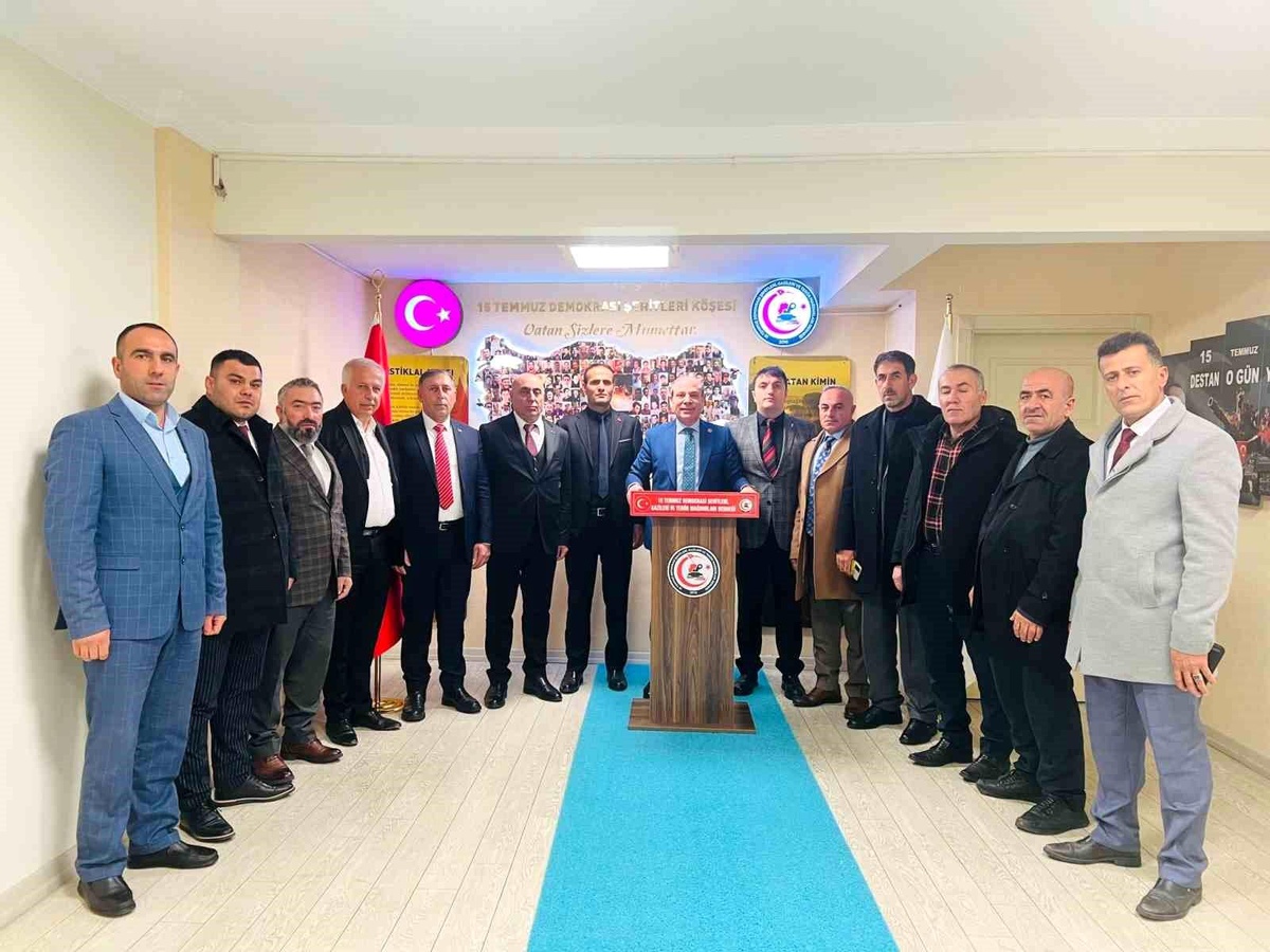 15 Temmuz Demokrasi Şehitleri Derneği Başkanı, CHP Genel Başkanı\'nın darbe açıklamalarına tepki gösterdi