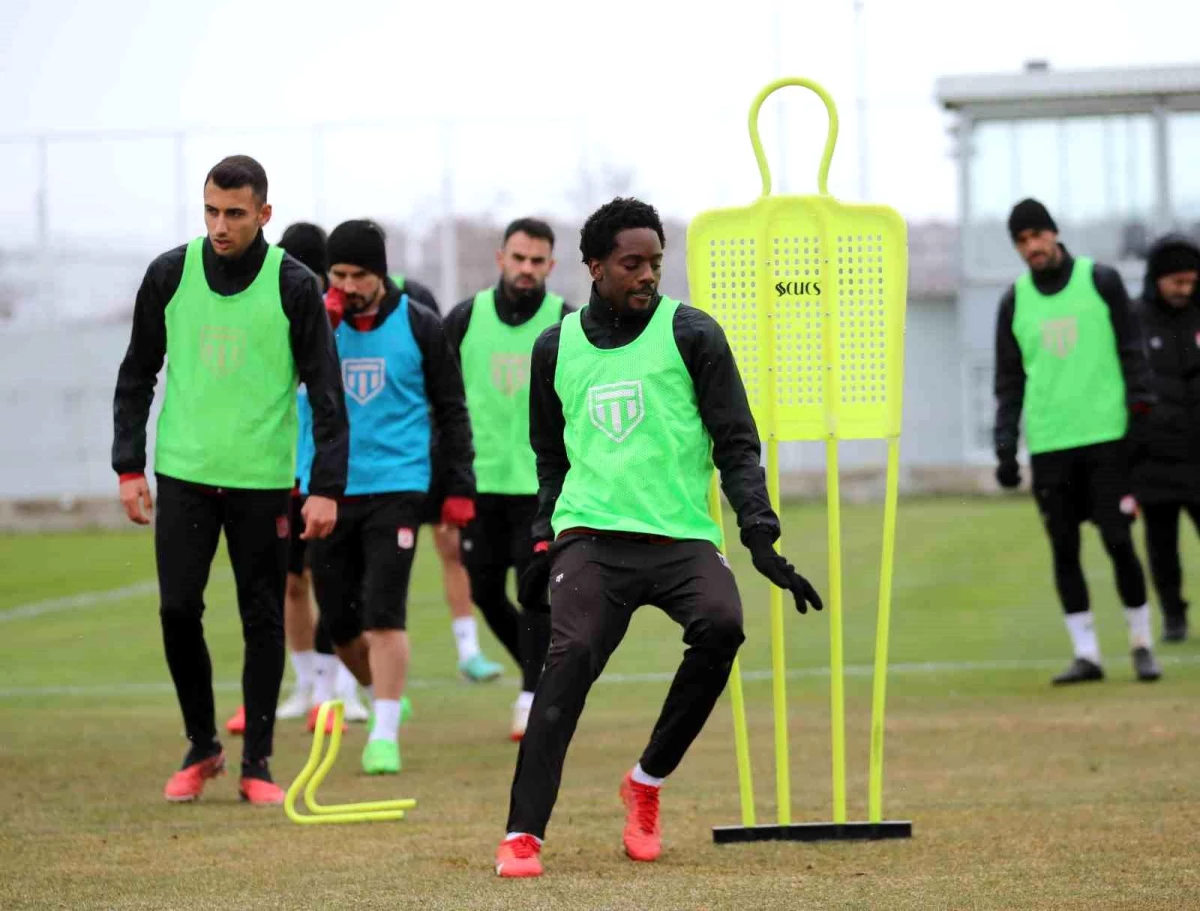 Sivasspor, Fatih Karagümrük maçı için antrenman yaptı