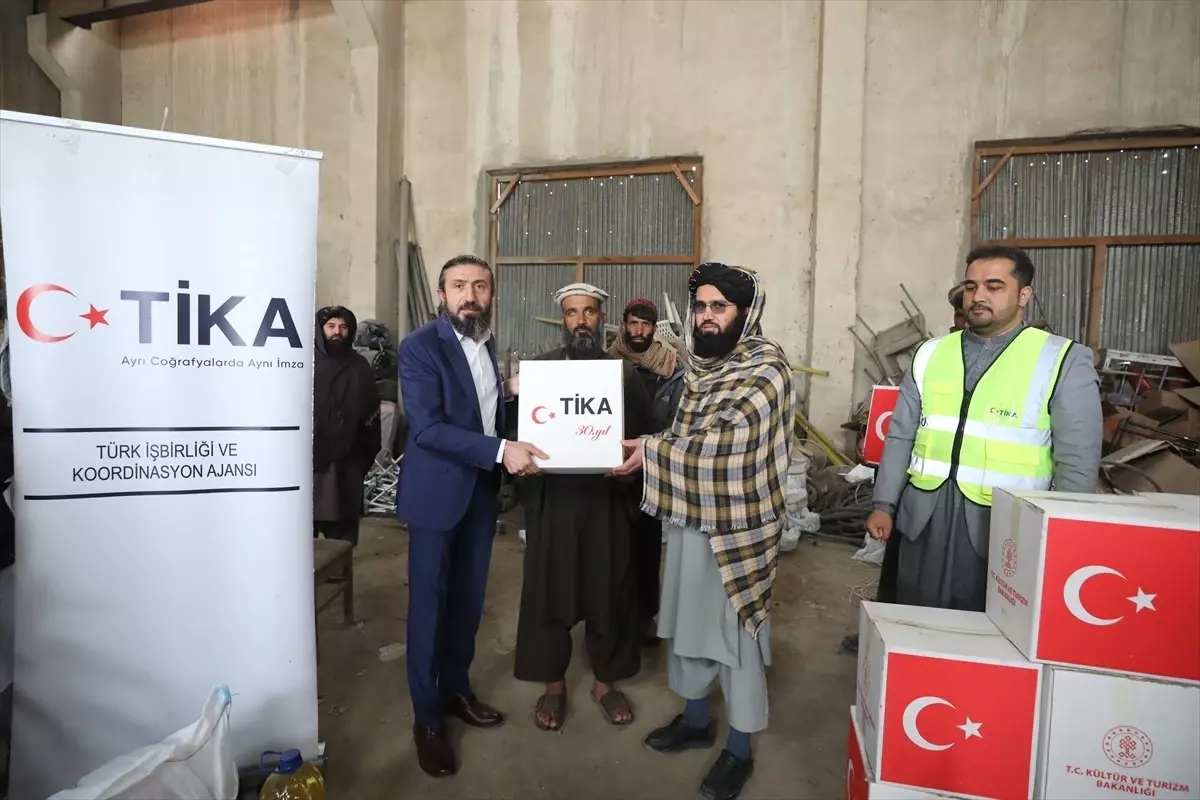 TİKA, Afganistan\'da 800 aileye gıda desteği sağladı