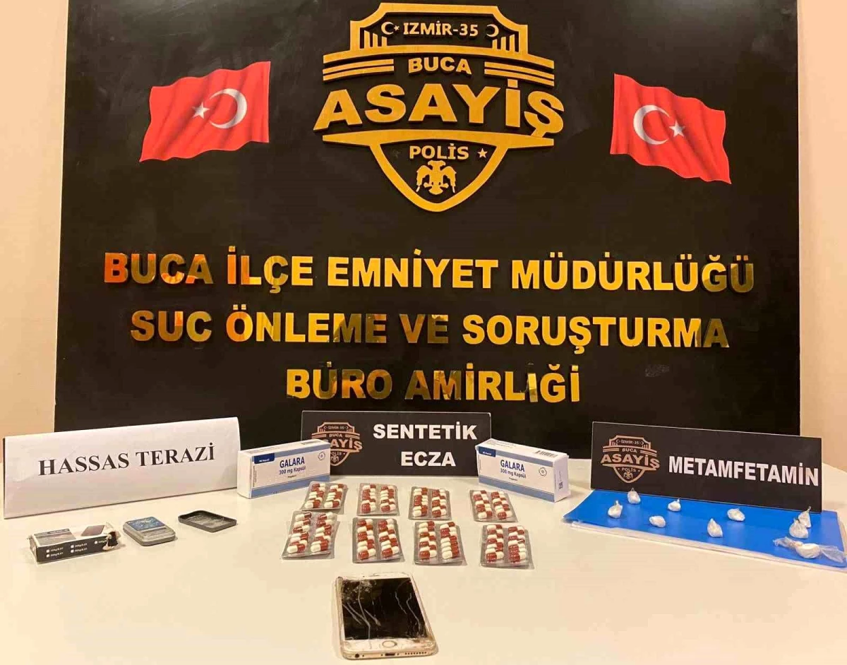 İzmir\'de Uyuşturucu Ticareti Yapan Şüpheli Yakalandı