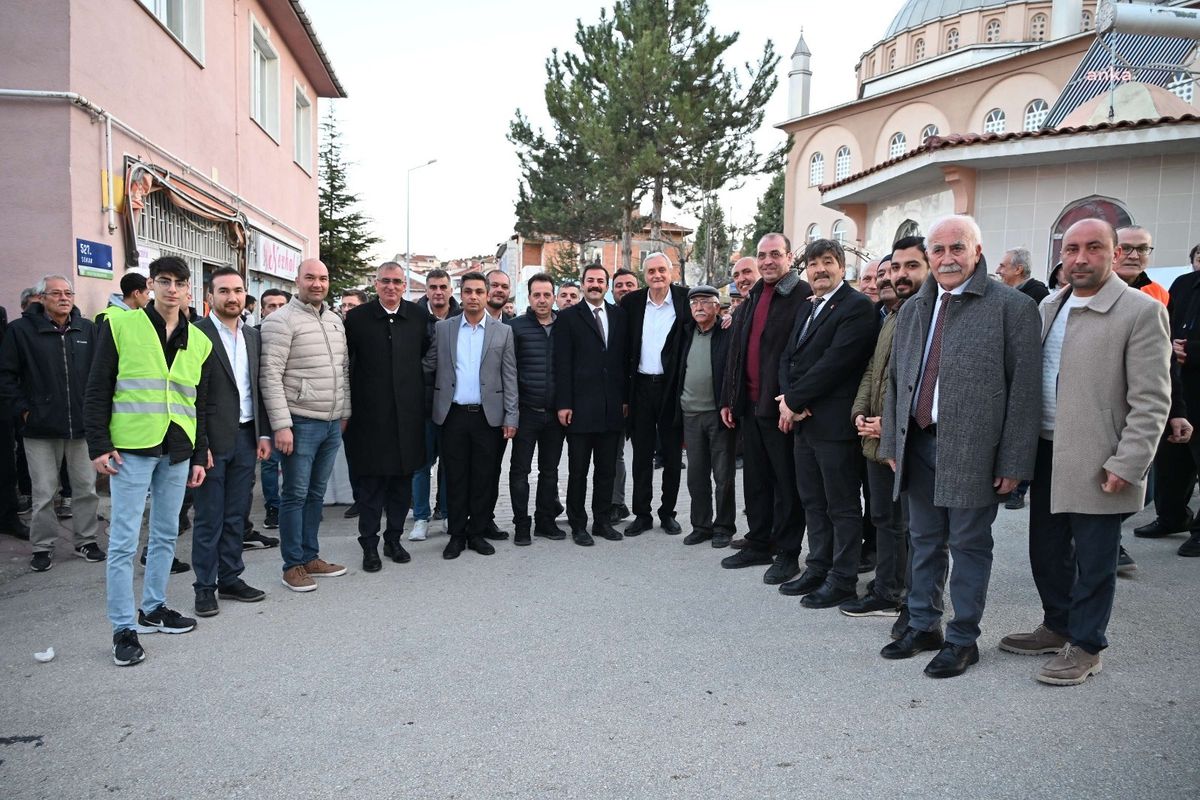 Başkan Bakkalcıoğlu, Bozüyük\'te Vatandaşlarla Buluştu
