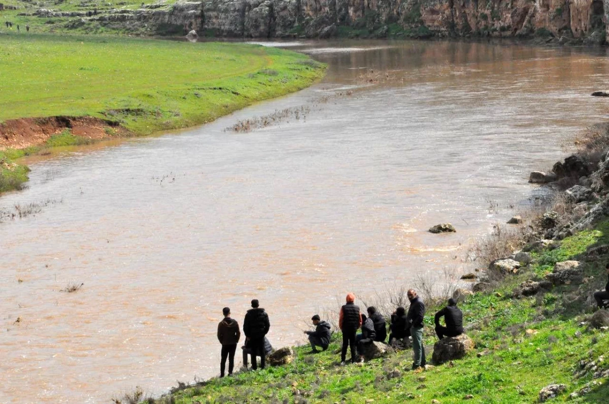 Şanlıurfa\'da 11 yaşındaki çocuğun kaybolma arama çalışmaları devam ediyor