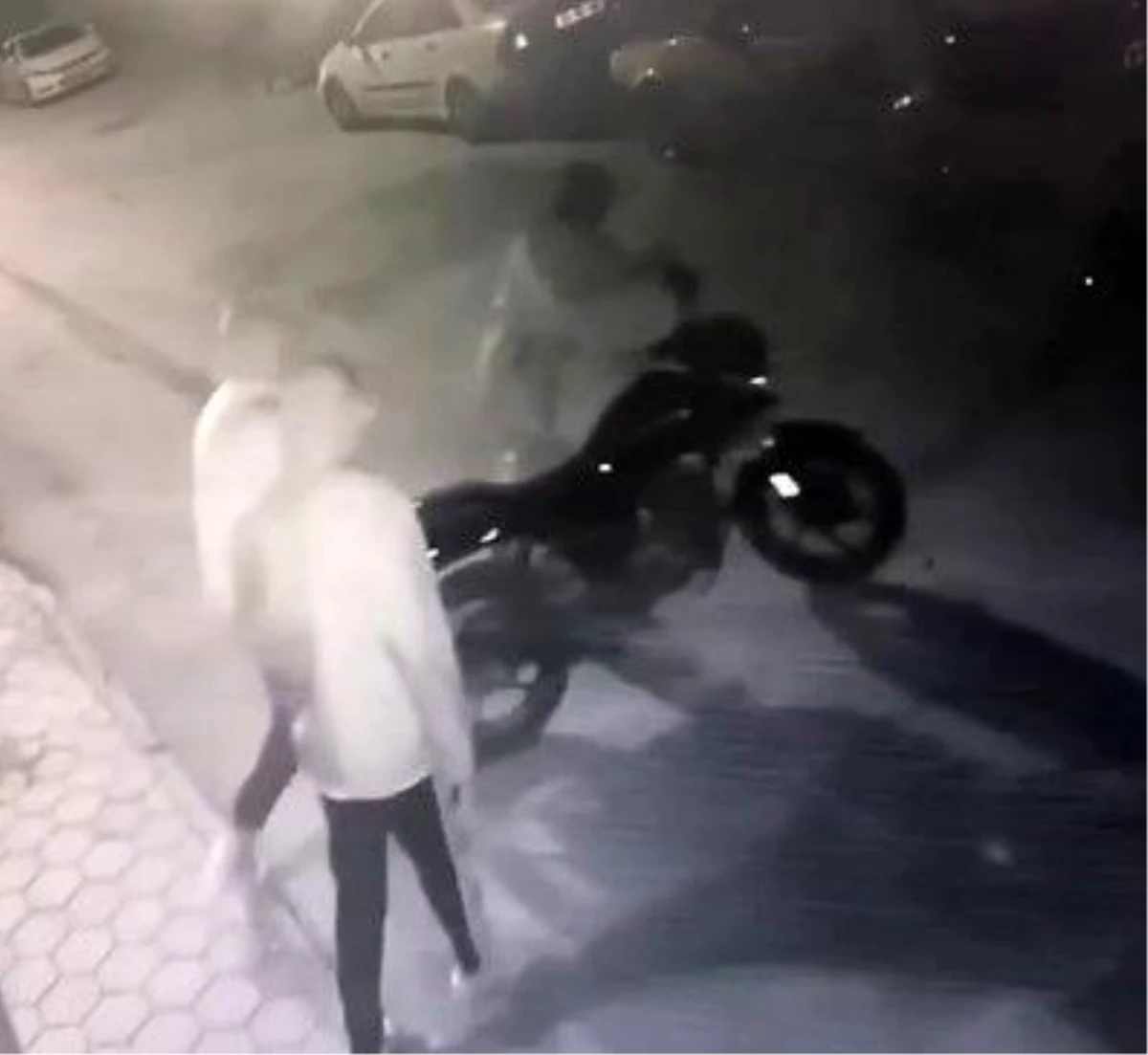 Eskişehir\'de Maske Takarak Motosiklet Çalan 3 Şüpheli Yakalandı