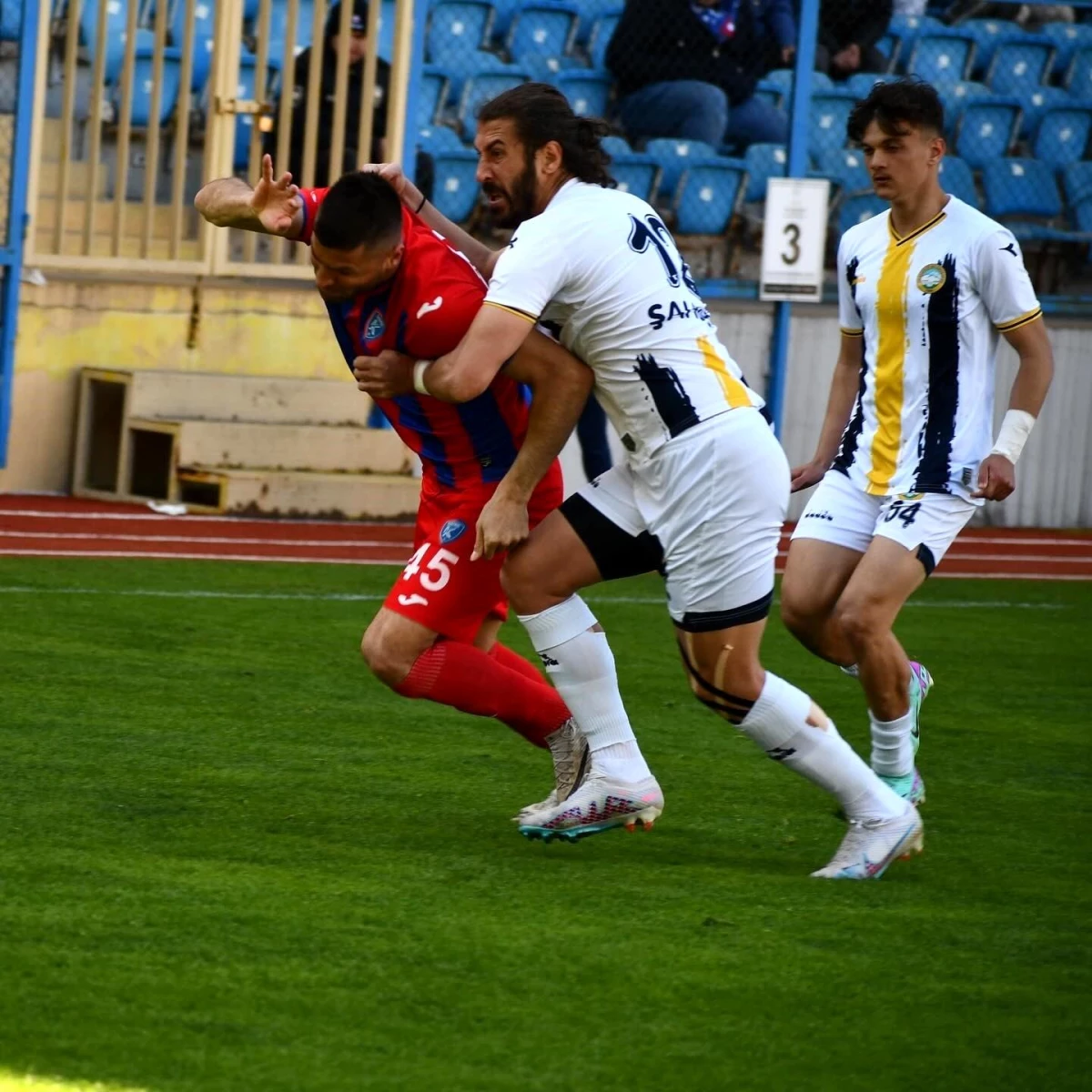 Talasgücü Belediyespor, Karabük İdman Yurdu\'na 1-0 mağlup oldu
